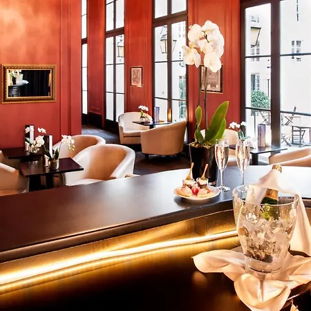 Saint Albany Hotel