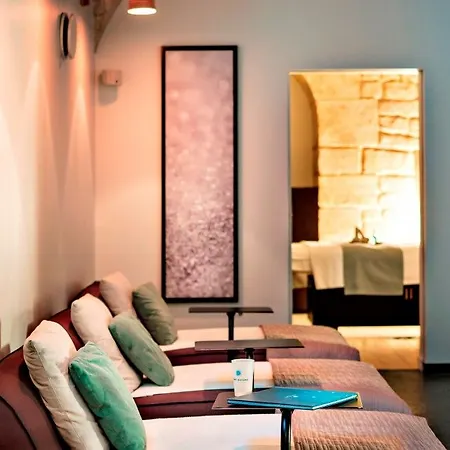 Ξενοδοχείο Saint Albany 4*